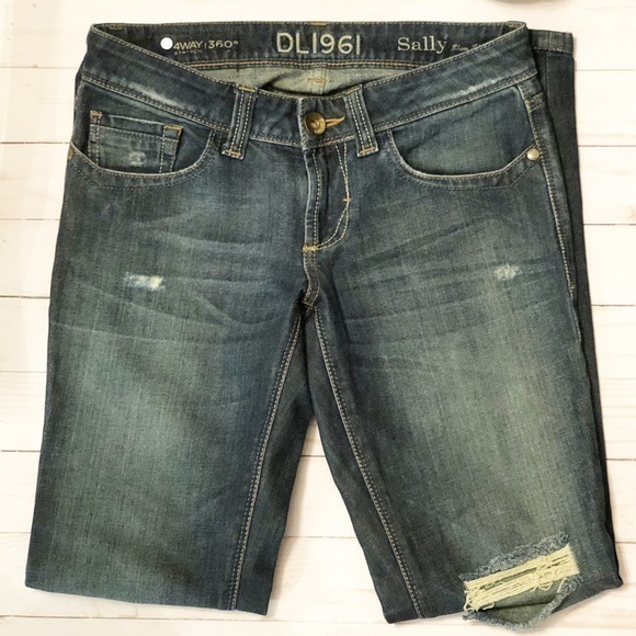DL1961 Sally Slim Straight Jeans‎ Size 25 - Picture 3 of 7